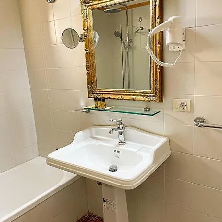 Faraglione Panzió