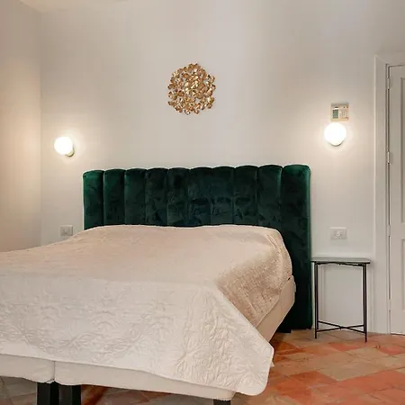 Faraglione Panzió *