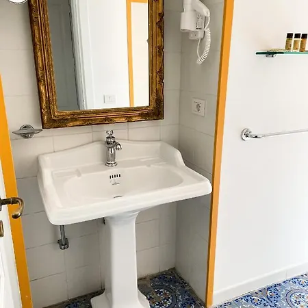 Faraglione Panzió