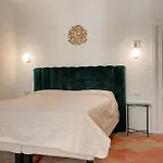 Faraglione ベッド・アンド・ブレックファスト 4*
