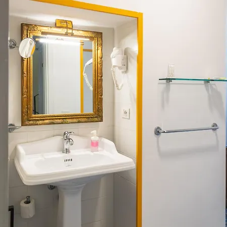 Bed & Breakfast Faraglione 4*